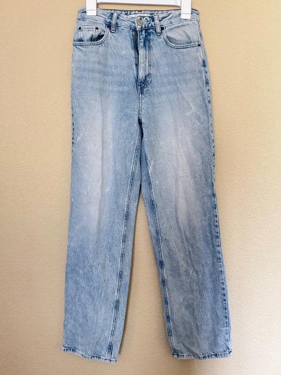PacSun Denim - PacSun Light Wash Women’s Straight-Leg Jeans - Classic Denim